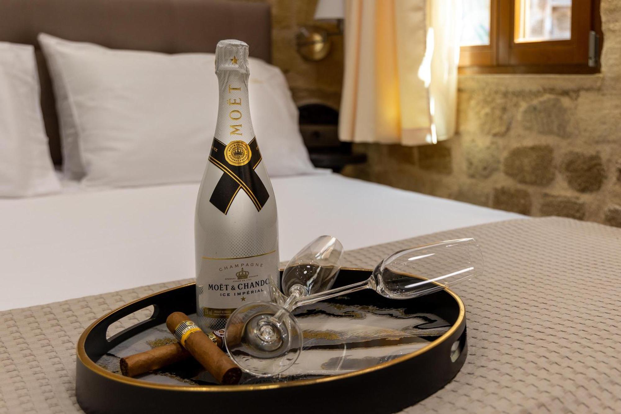 Chateau Anax Boutique Hotel Rhodes City Room photo